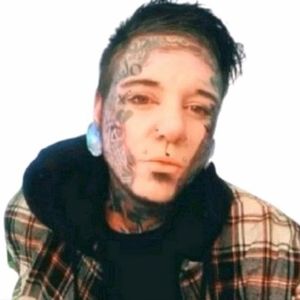 Meet your Posher, Adam